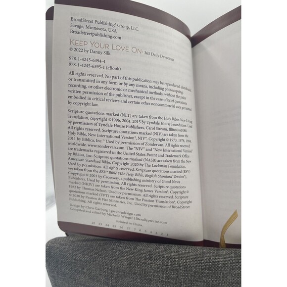Keep Your Love On: 365 Daily Devotions for Couples by Danny Silk NEW - Picture 2 of 4